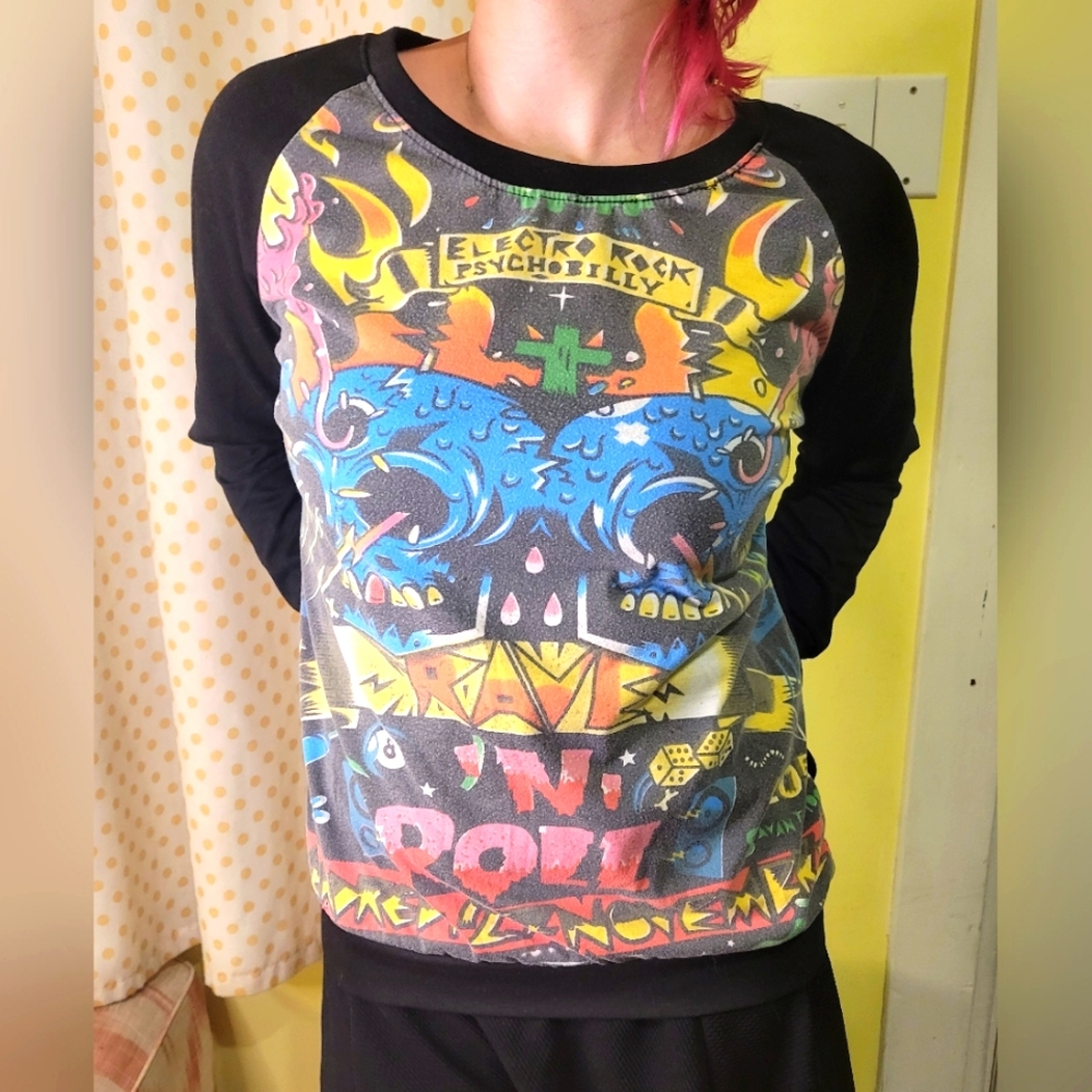 Unique Vintage Psychobilly Raglan shirt, Small